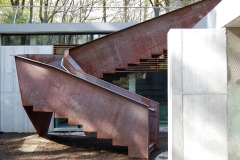 8664f8_611295ffaac74504a2bc317cb9f3ed4fmv2